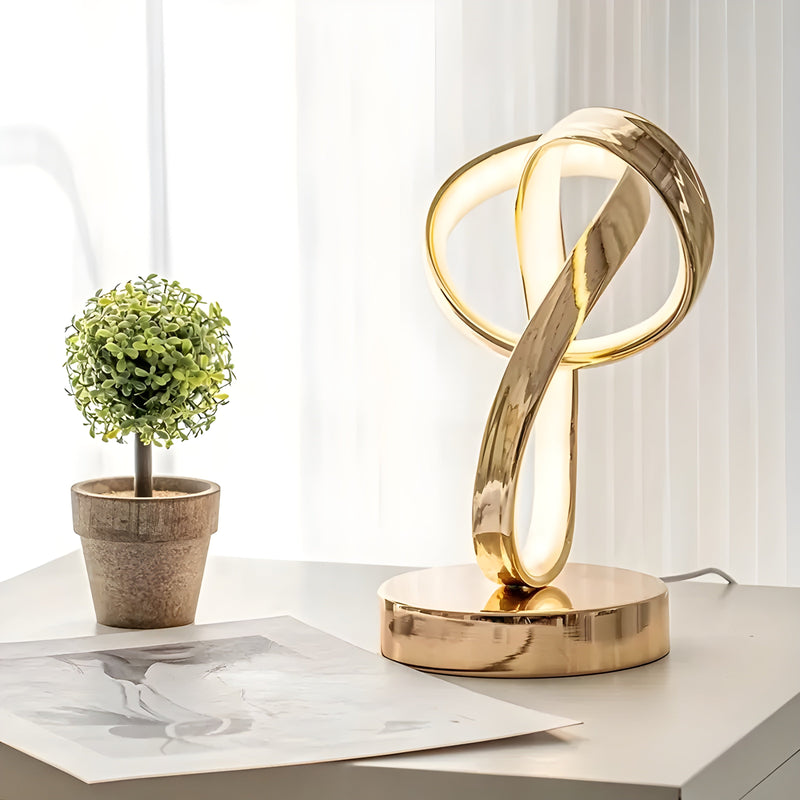 Ring - elegant og moderne bordlampe