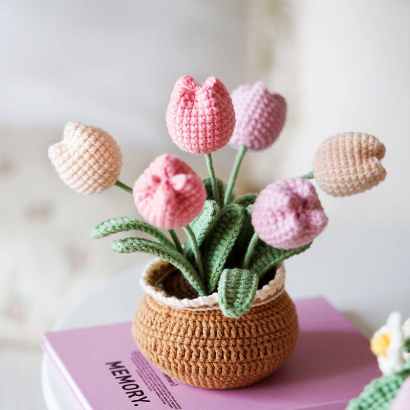 BloomCraft - Dekorativ blomstervase for hjemmets eleganse