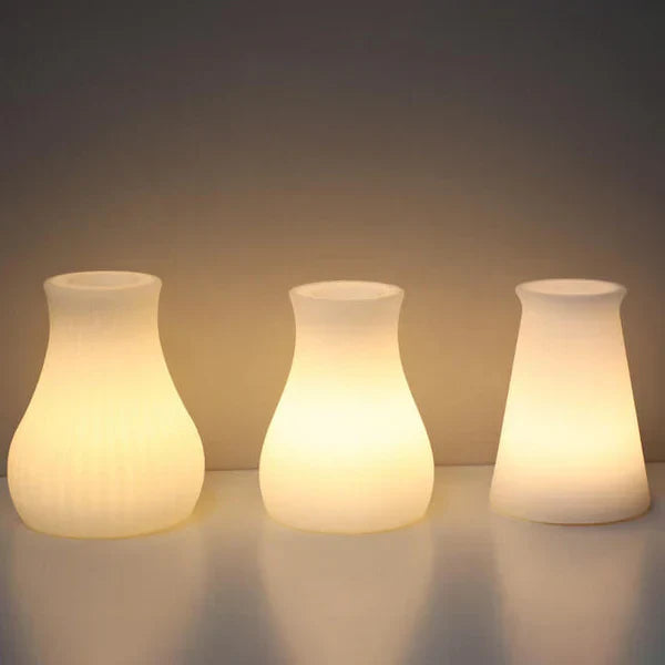 GeoLys LED bordlampe – Geometrisk design med fjernkontroll