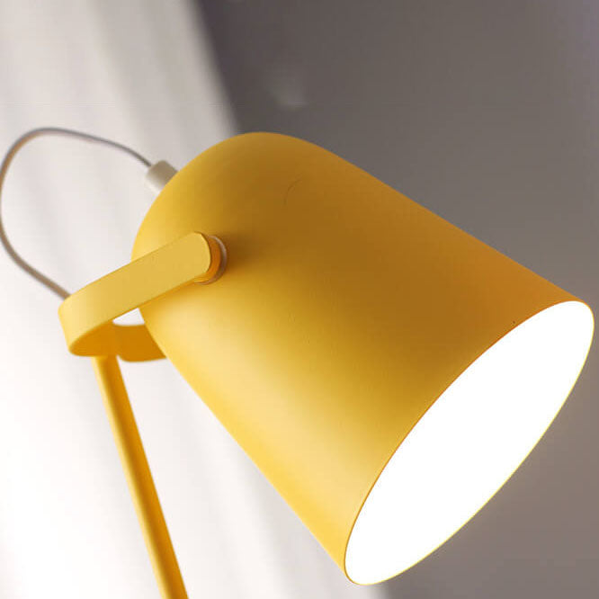 LumiTouch - Minimalistisk skrivebordslampe med stativfot og berøringskontroll