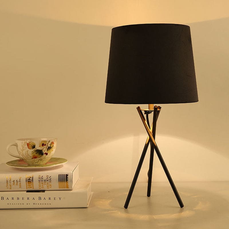 Glow - Moderne, rustikk lampe med spiss utforming