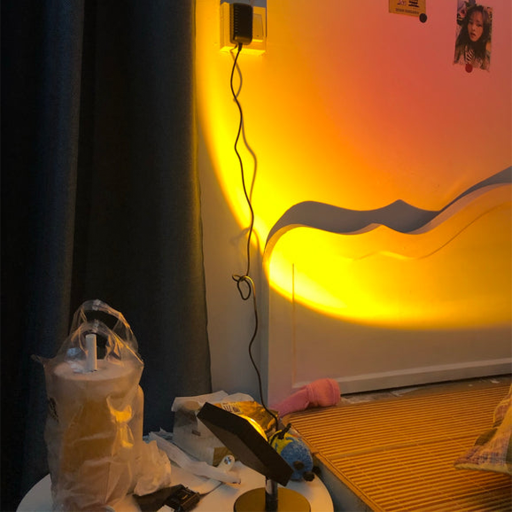 AmberGlow – Retroinspirert bordlampe