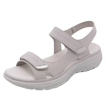 Ruffa - Minimalistiske sandaler med bred stroppekomfort