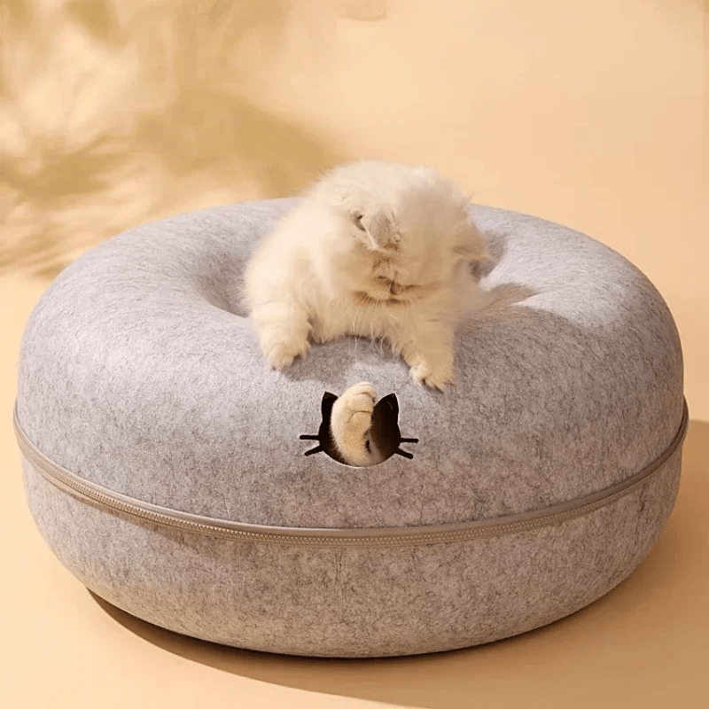 CozyNest -Komfortabel smultringformet katteseng i filt