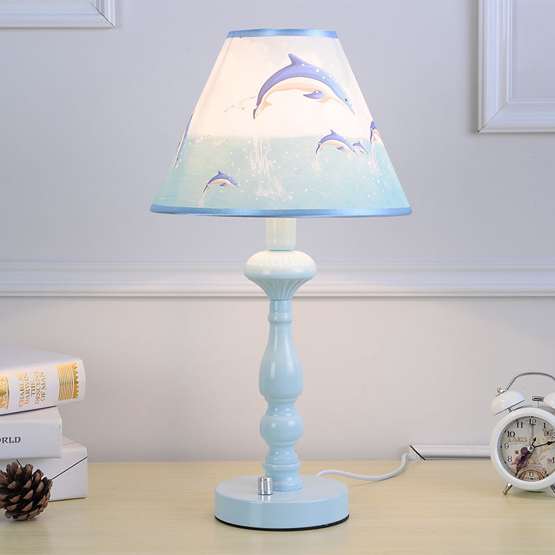 Dolphilume – Smart delfinformet skrivebordslampe