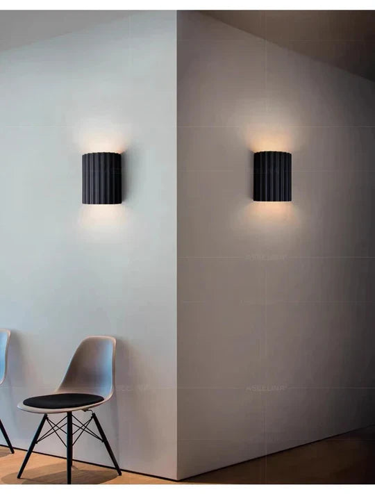 ModernGlow - Riflet vegglampe