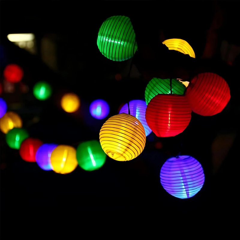 LumiFest - Solcelledrevne papirlykter med lys