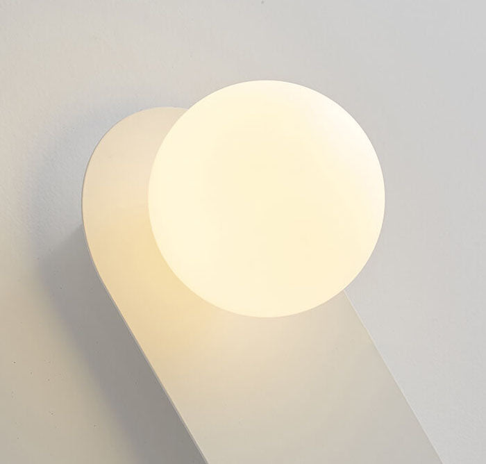 NordyLuxe - Minimalistisk, nordisk LED-vegglampe