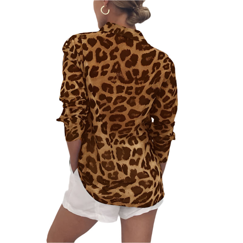 Hanna - Leopardprint bluse med lange ermer og skjortekrage