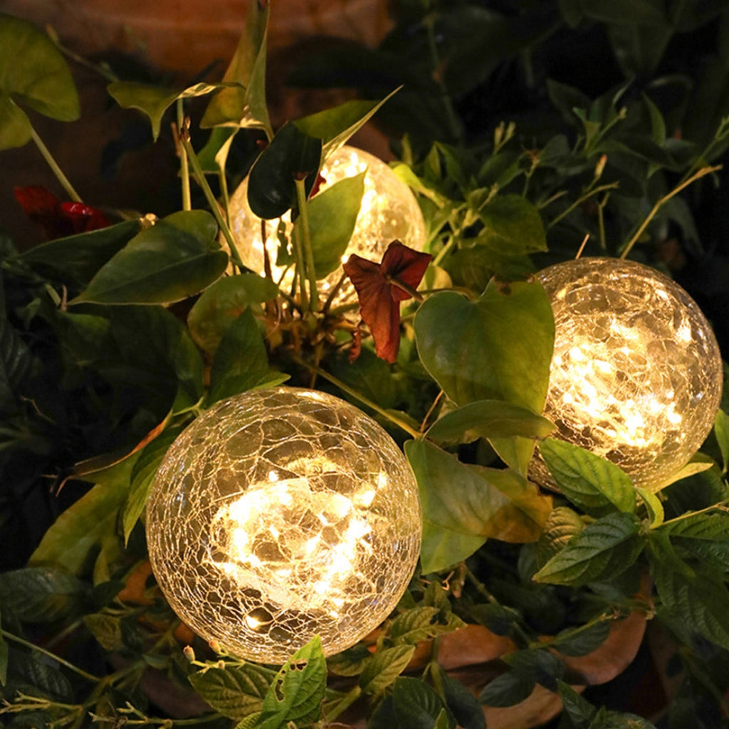 GlowGlobe - Solar Strikket Glass Lampe med Ground Stake