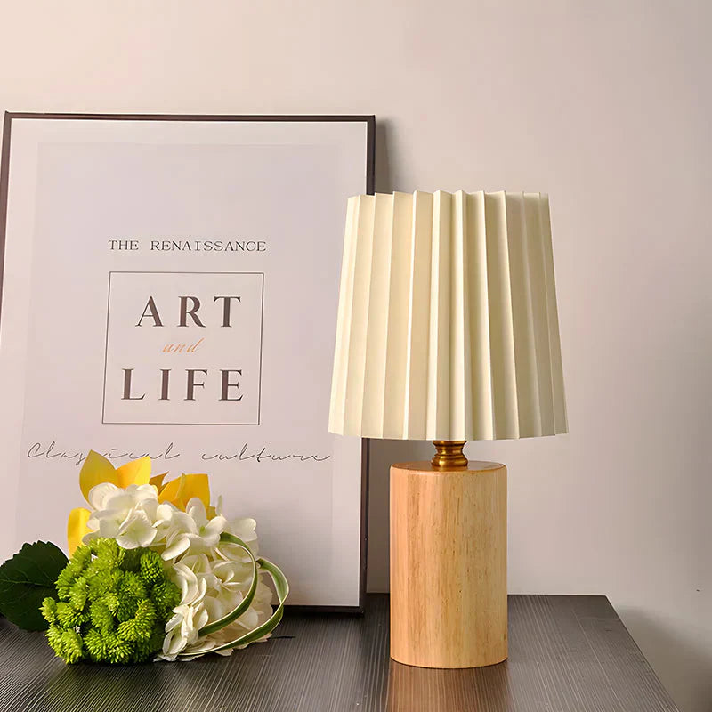 VeraGlow - Elegant nattbordslampe med moderne design