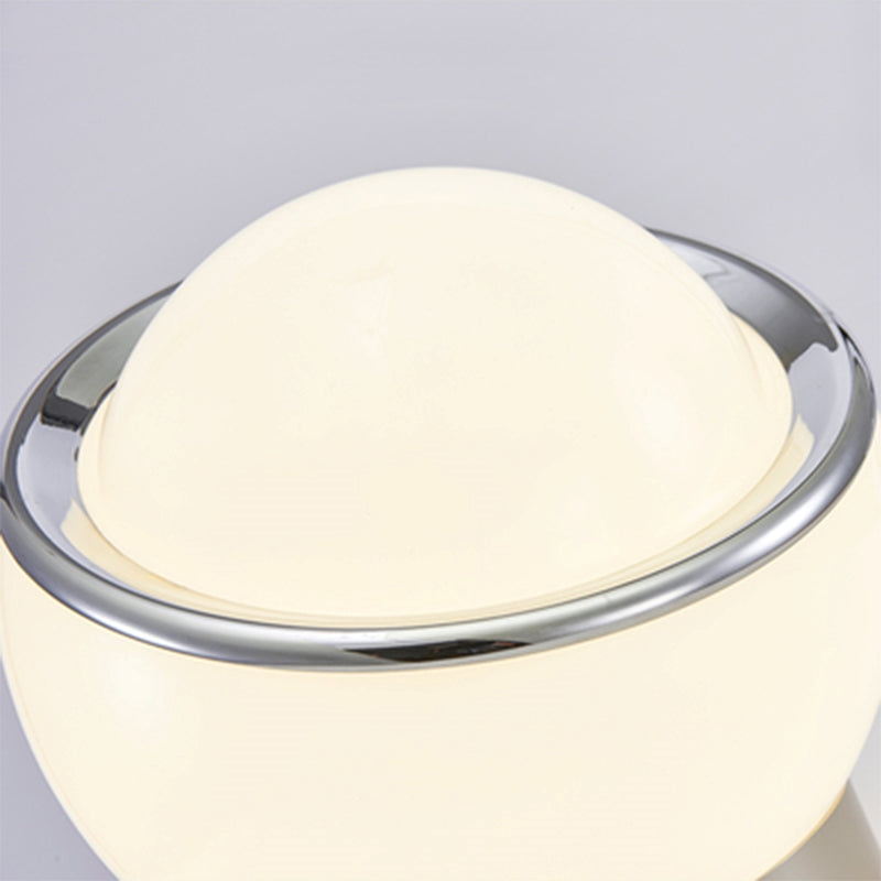 Elegant opallys for myk belysning