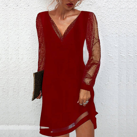 Elvira Midi-kjole - Elegant design med smukke blondedetaljer