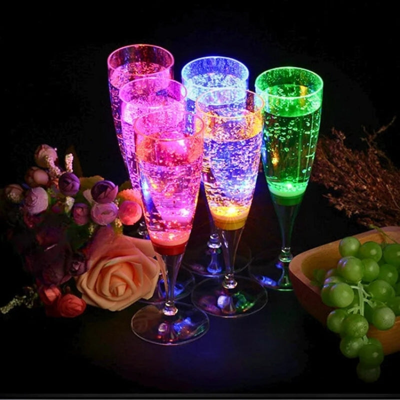 LumiFlute – Fargeskiftende LED-champagneglass