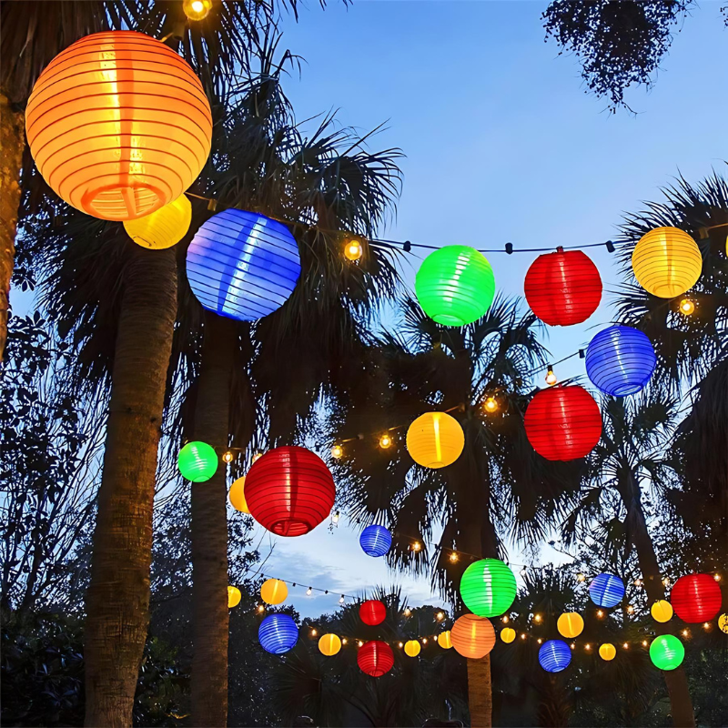 LumiFest - Solcelledrevne papirlykter med lys