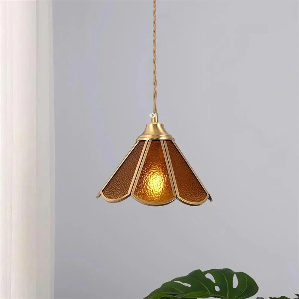 LumiGlas pendellampe – elegant belysning med teksturert glassskjerm