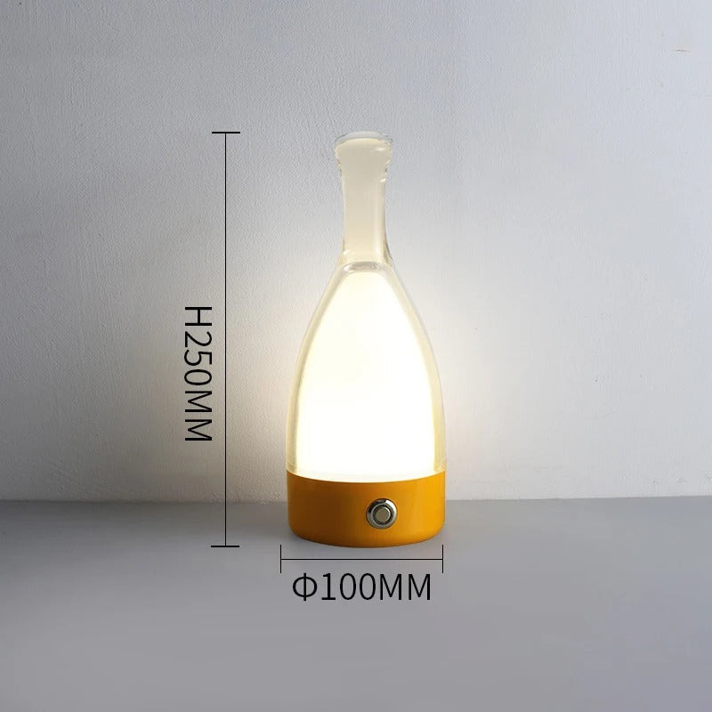 LuminaBottle - Berøringsstyrt flaskeformet bordlampe med USB-lader