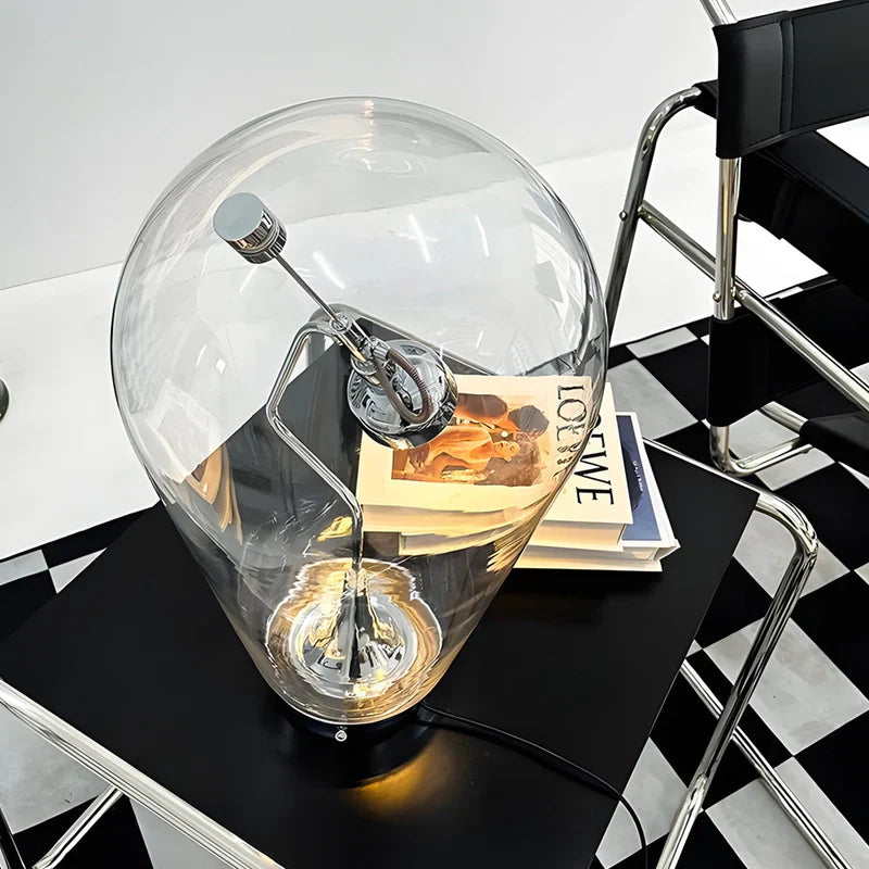 Lumi Magnet – Industriell glassbordlampe med dimmefunksjon for det moderne hjemmet