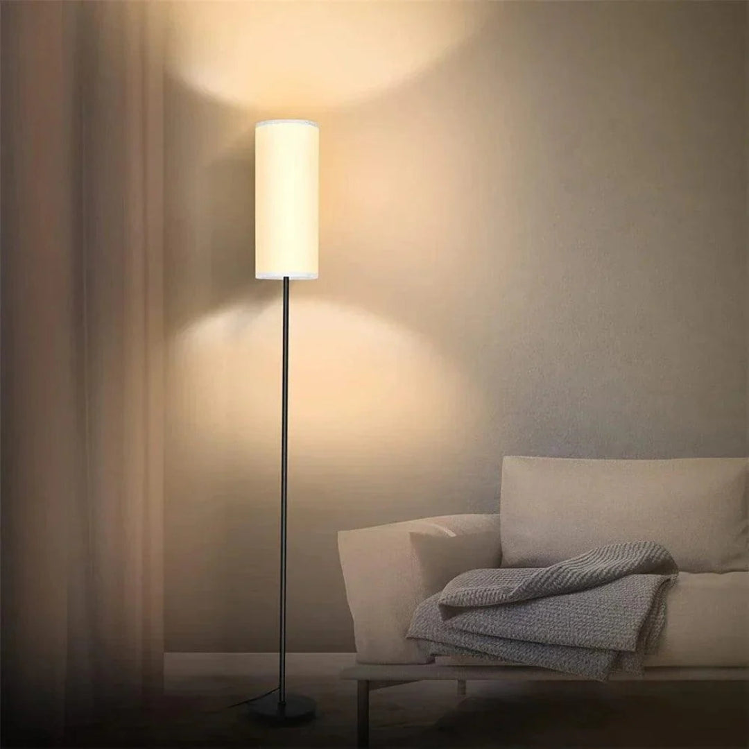 LumiCyl – Moderne gulvlampe med sylindrisk stoffskjerm