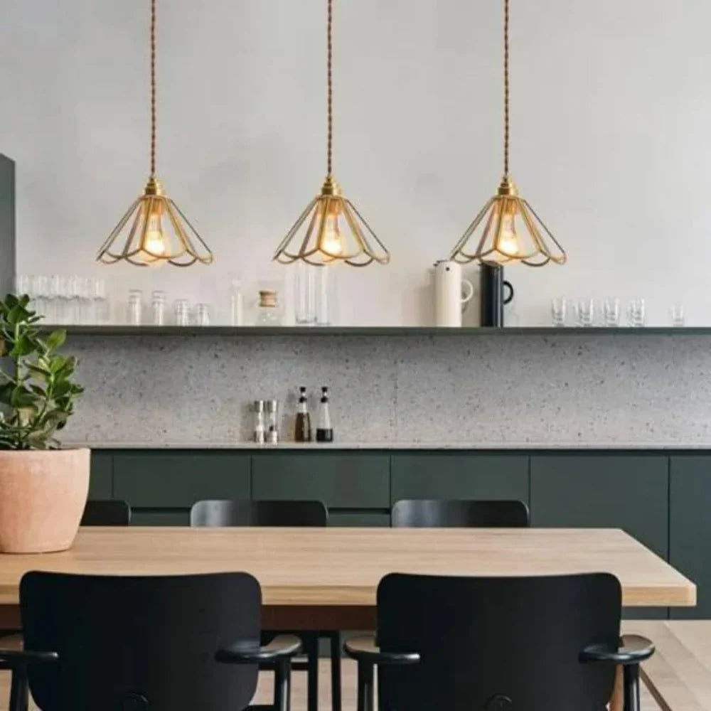 LumiGlas pendellampe – elegant belysning med teksturert glassskjerm