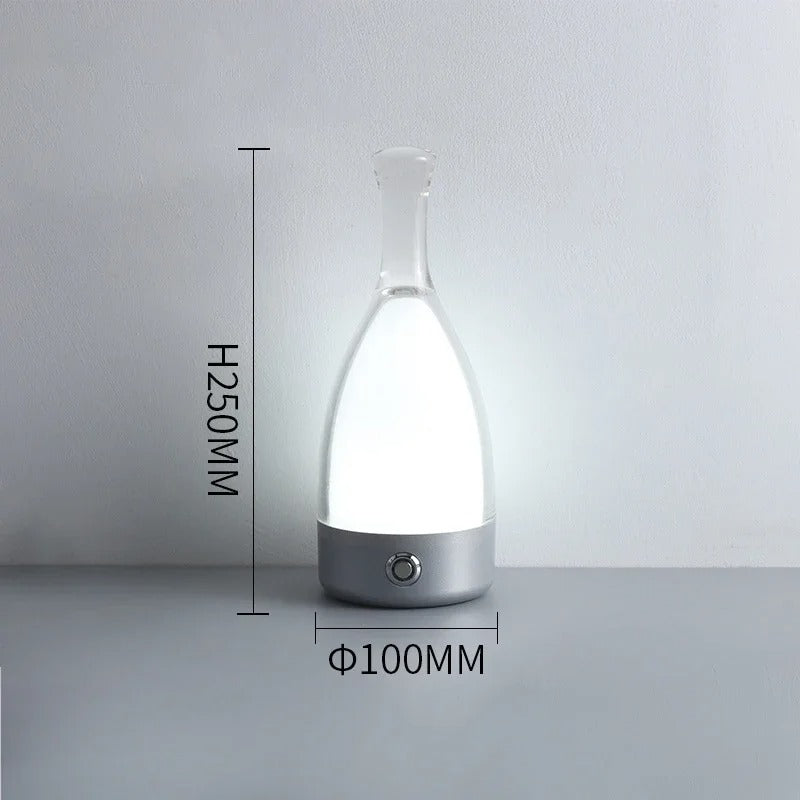 LuminaBottle - Berøringsstyrt flaskeformet bordlampe med USB-lader