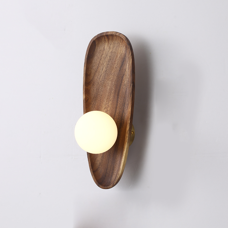 LumiWood moderne vegglampe i tre – naturlig eleganse og varm atmosfære