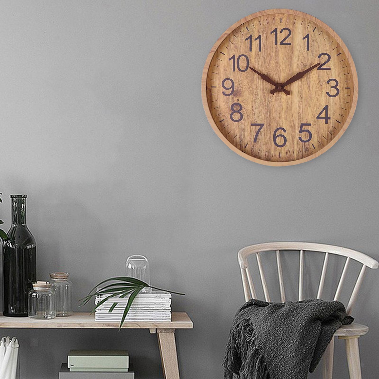 EcoTime håndlaget treklokke - naturlig eleganse