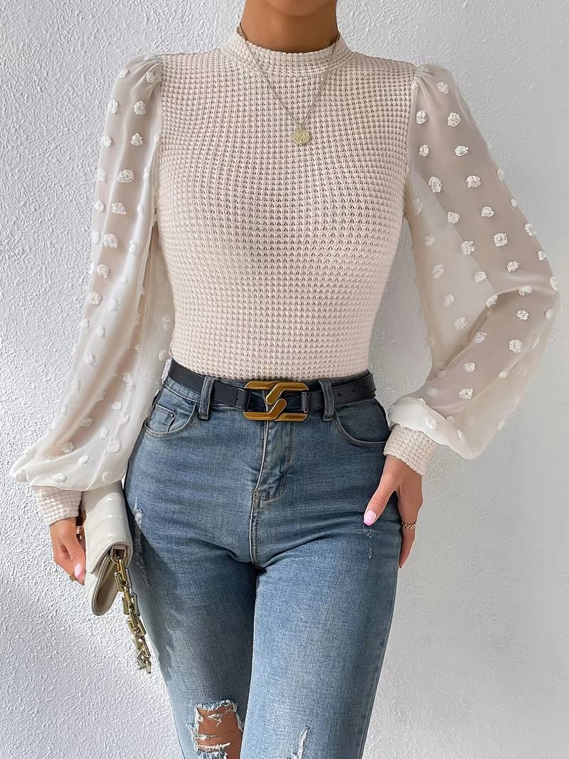 Grete - Vaffelstrikkede ermer med rund hals og trendy design