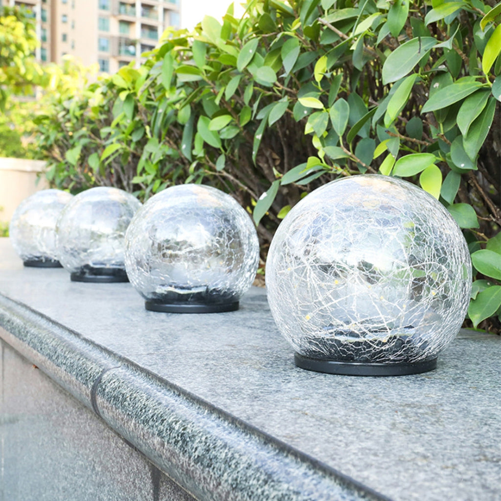 GlowGlobe - Solar Strikket Glass Lampe med Ground Stake