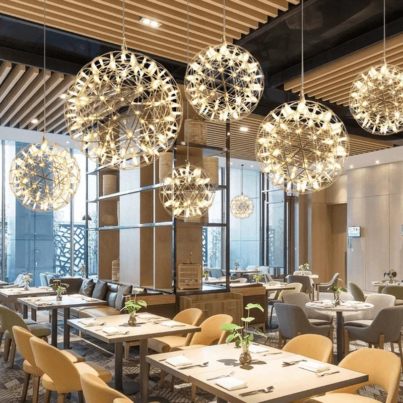 OrbaGlow - Moderne sfærisk lysekrone med multi-light design