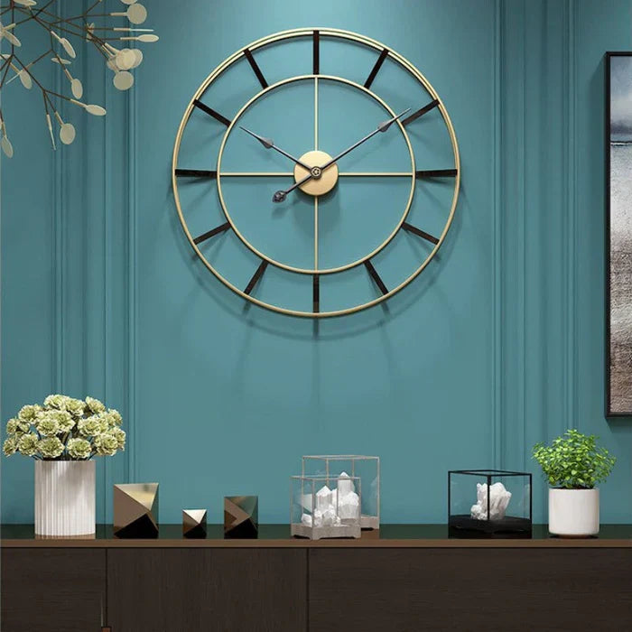 Tidura elegant veggklokke – stilig og tidløs design for hjemmet