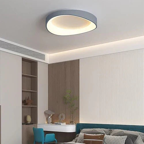 LysLuna Elegant taklampe i tre med myk LED-belysning