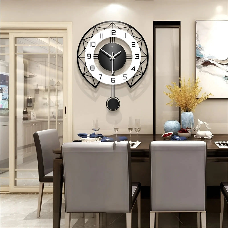 SilentForm moderne veggklokke