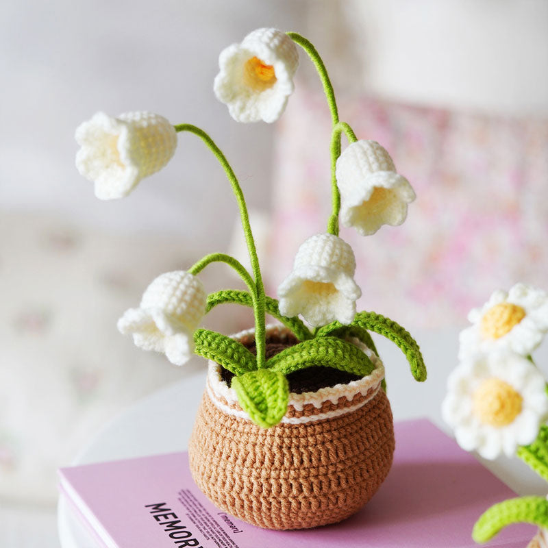 BloomCraft - Dekorativ blomstervase for hjemmets eleganse
