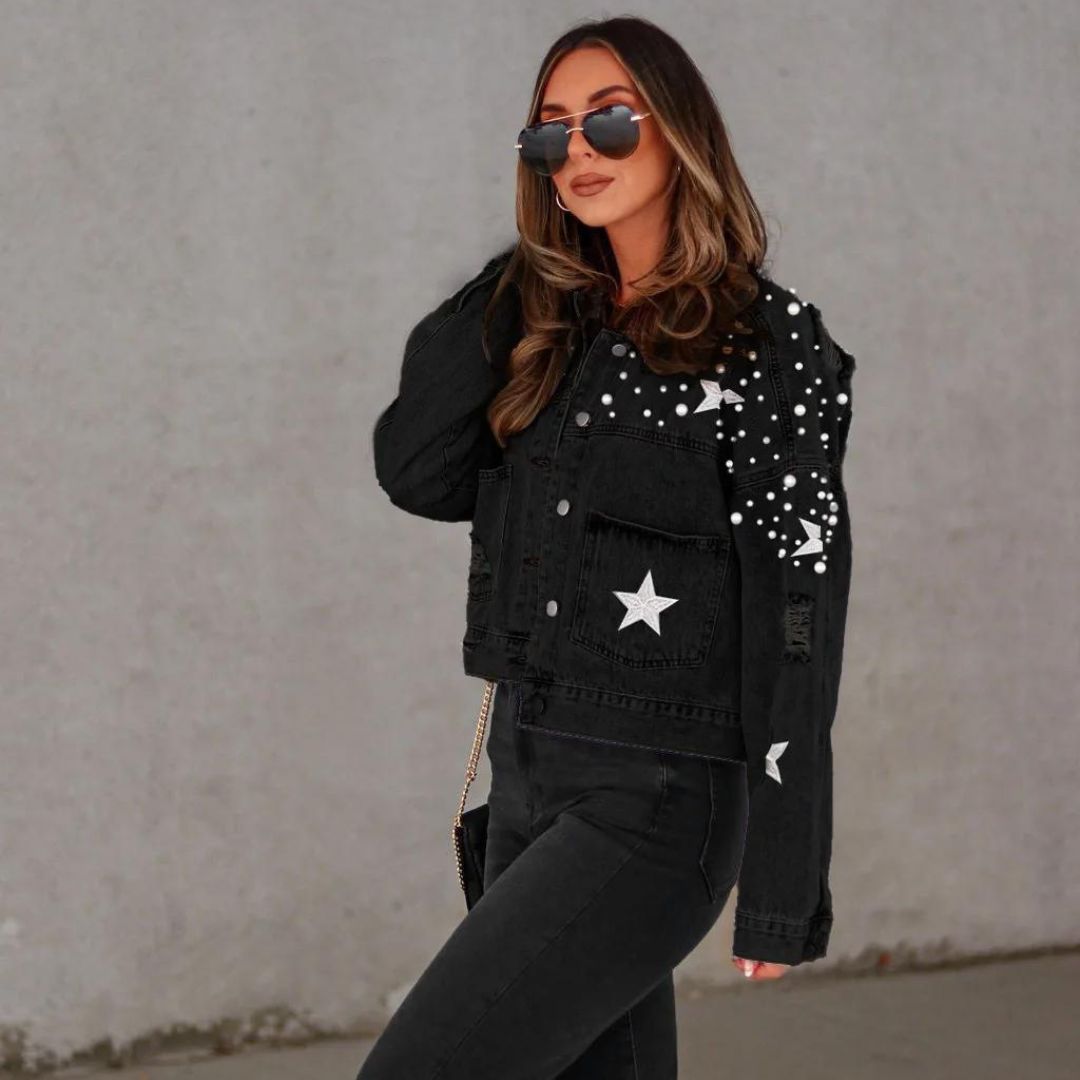 Editha - Denimjakke med knapper og perler