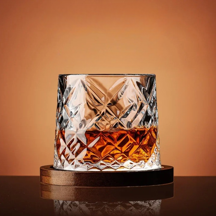 WhiskeySpin - førsteklasses roterende whiskyglass