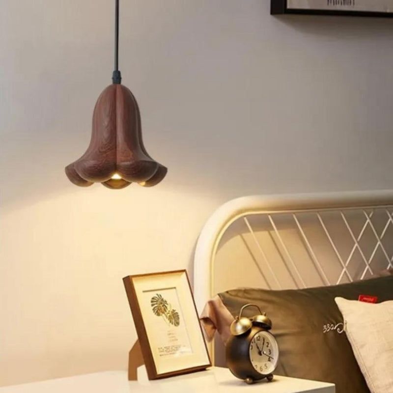 BellAura – Elegant klokkeformet pendellampe for myk belysning