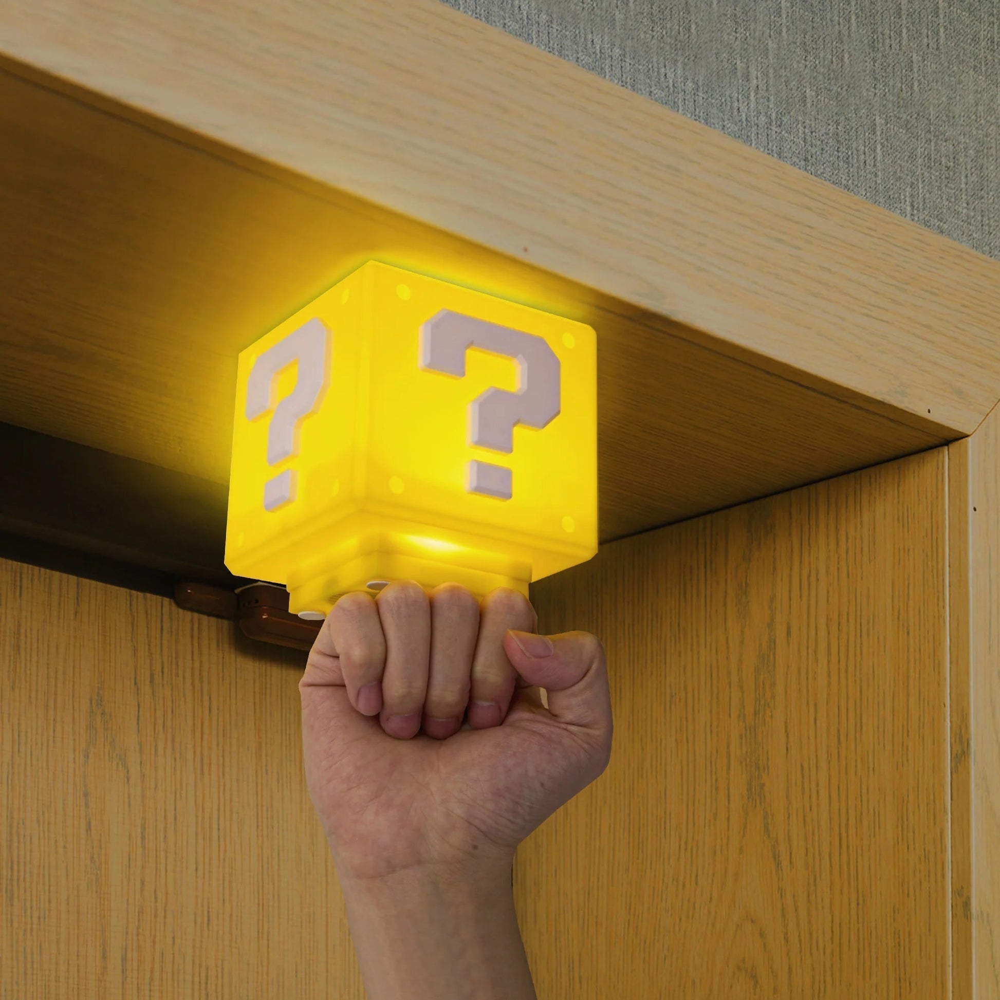 Power-Up Blokk nattlys - Super Mario-inspirert spilldekor