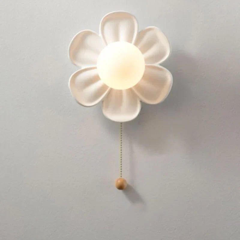 BlomstraLys - Kunstnerisk blomsterlampe med eleganse og design