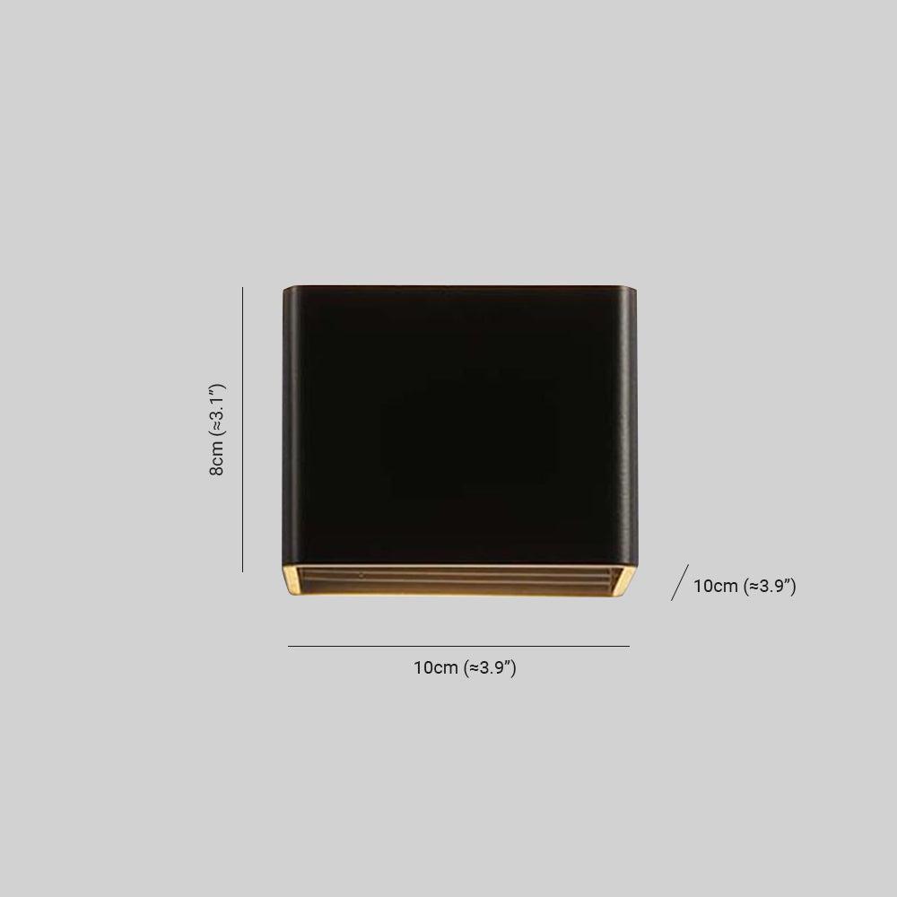 Kvadratisk vegglampe med unik design