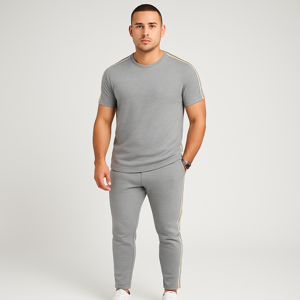 Herre retro streetwear-sett – løs passform t-skjorte med sidestriper og matchende bukser