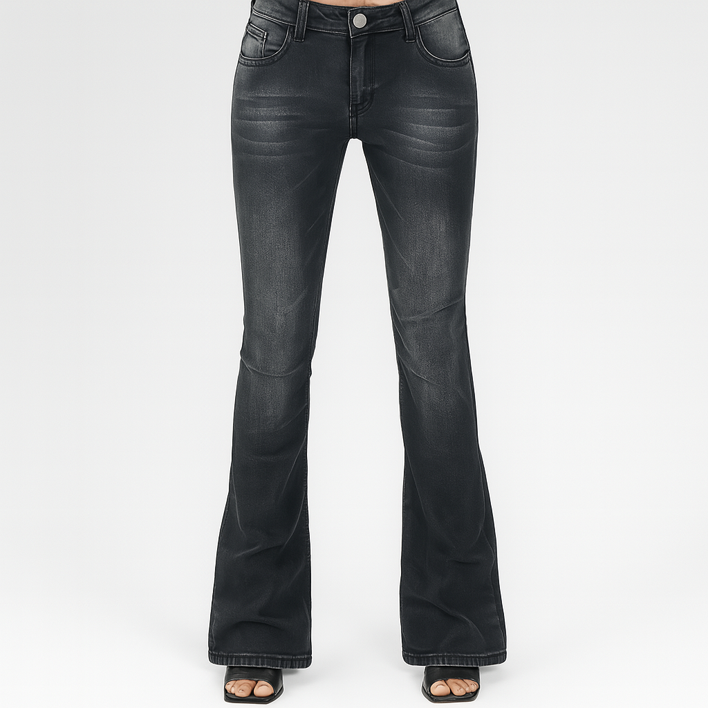 Sophia – Damejeans med lav midje og bootcut-utsving i ensfarget stretchdenim