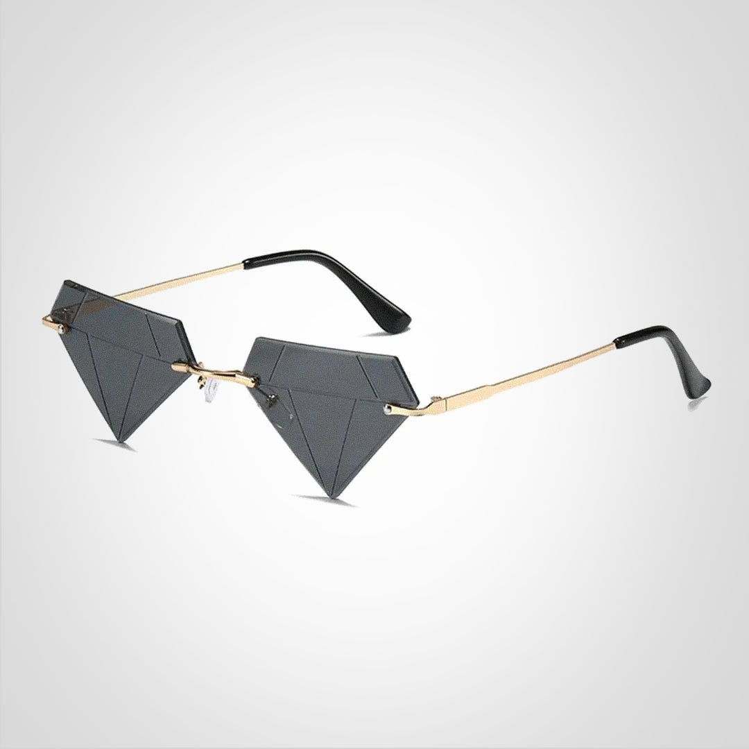 Clara diamantformede solbriller med UV400-beskyttelse – elegant og moderne design
