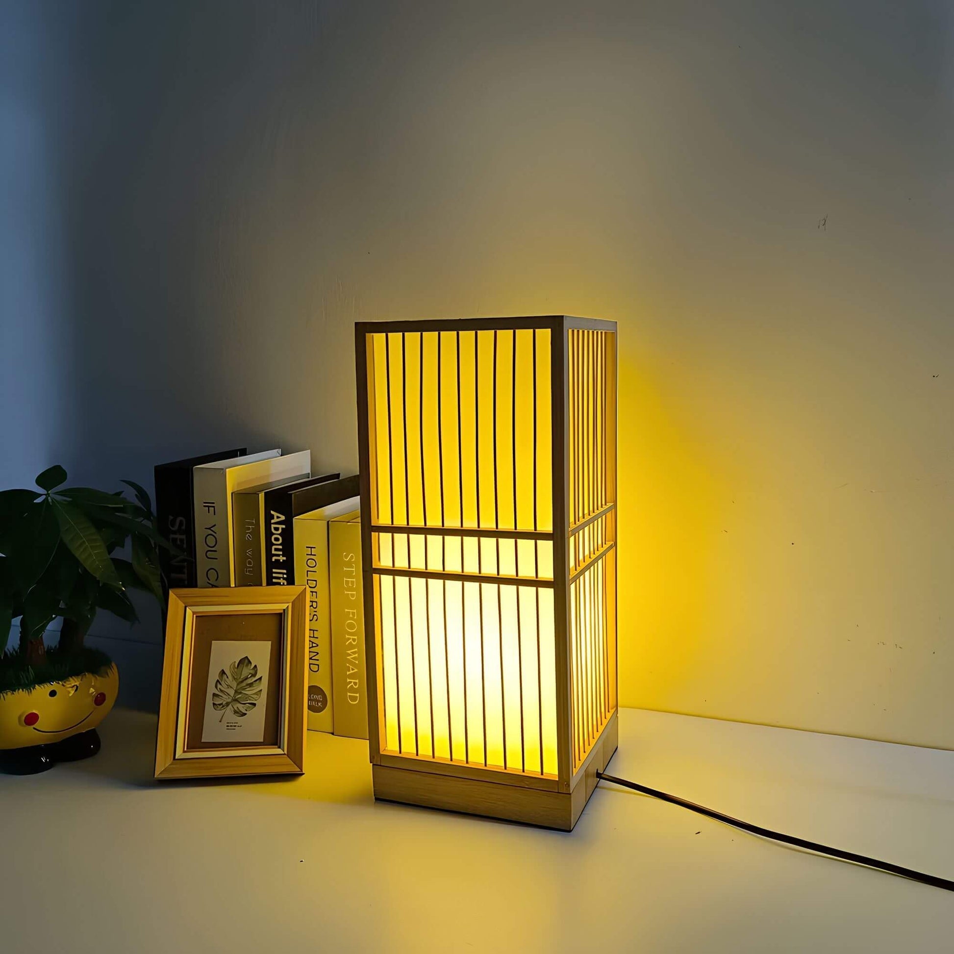 ZenGlow japansk-inspirert LED-bordlampe – Unik design med varm glød
