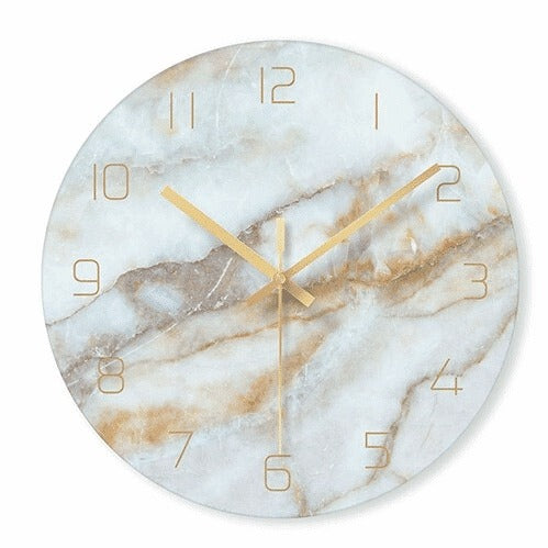 Marbelle Elegant dekorativ klokke - stilig design i marmorutseende