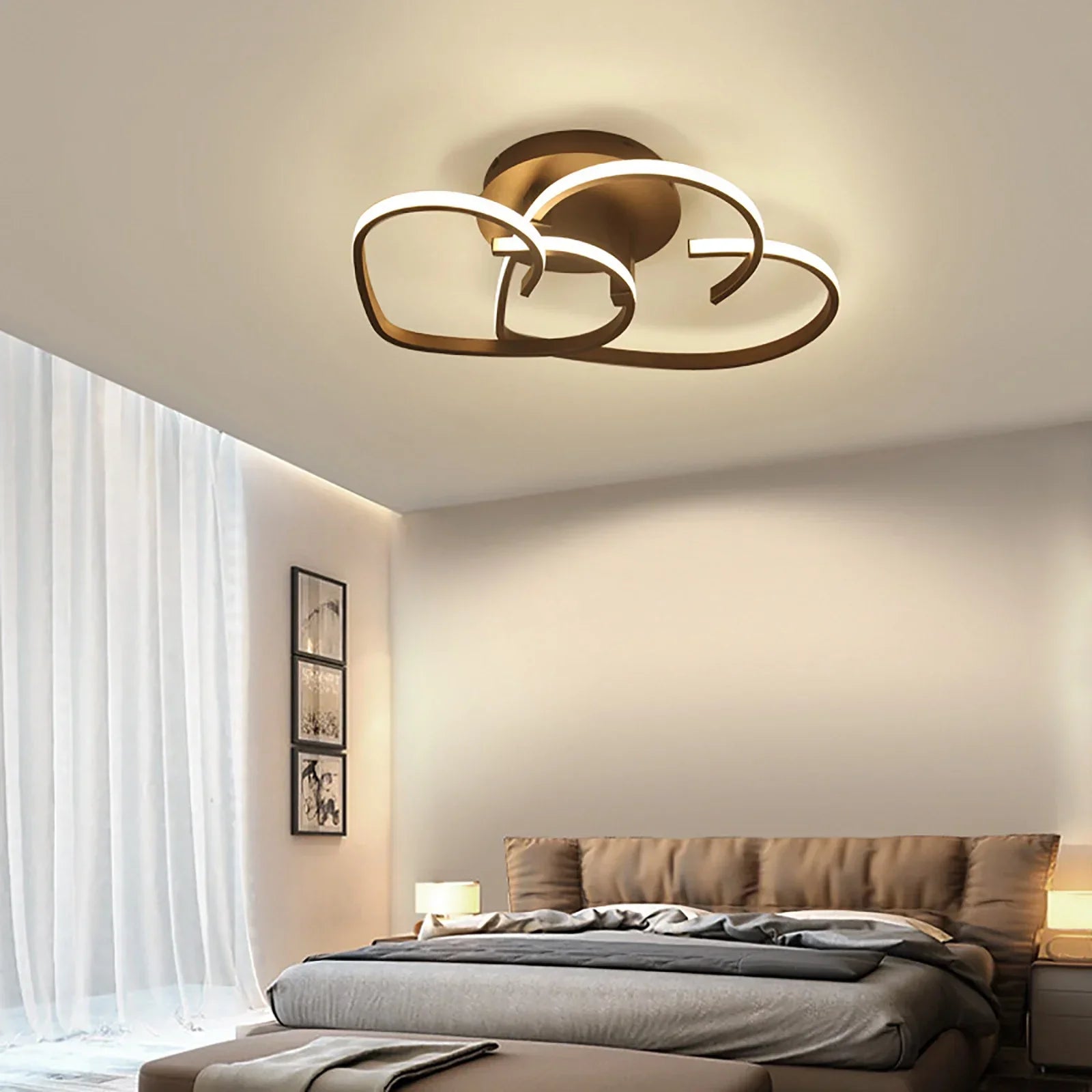 LumiHeart LED-taklampe – romantisk hjerteformet belysning for koselige rom