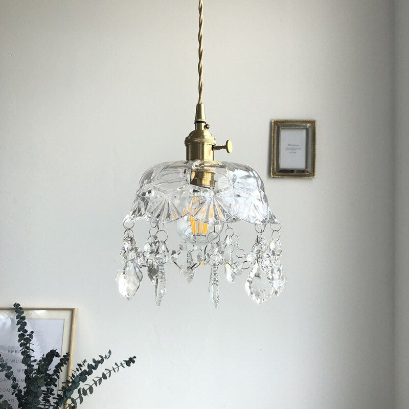 LumiGlace - Elegant pendellampe med design i klart krystallglass for sofistikerte interiører