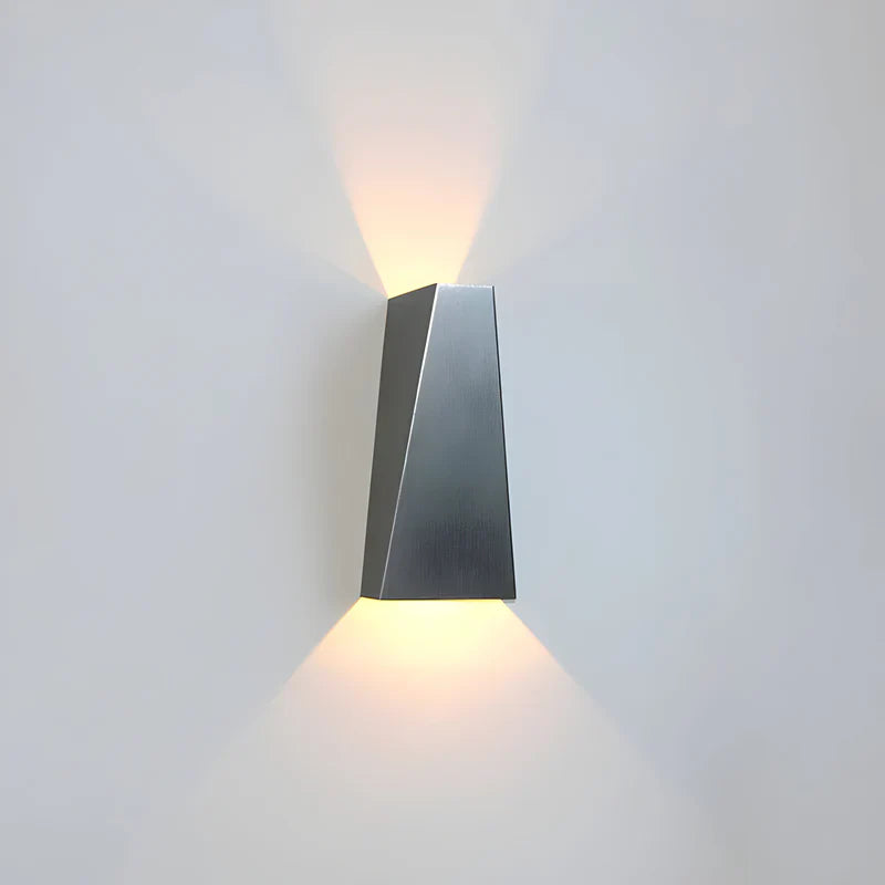 TrapezGlow - LED-vegglampe