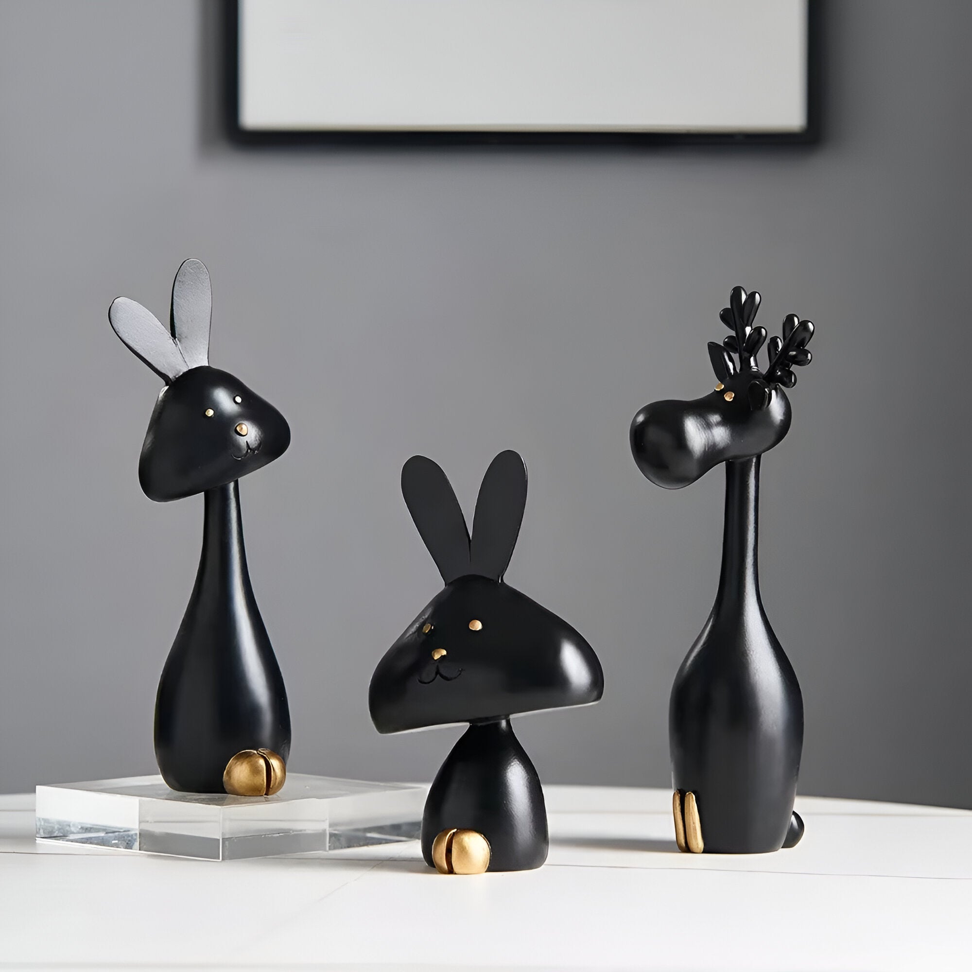 WhimsiPals - Minimalistiske svart-hvite dyrefigurer