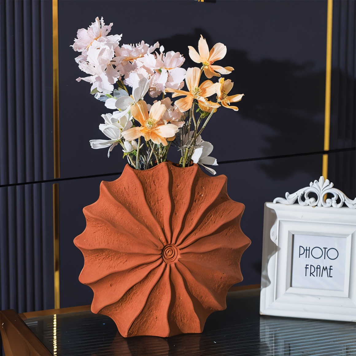 Foldedesign - Geometrisk Retro Vase